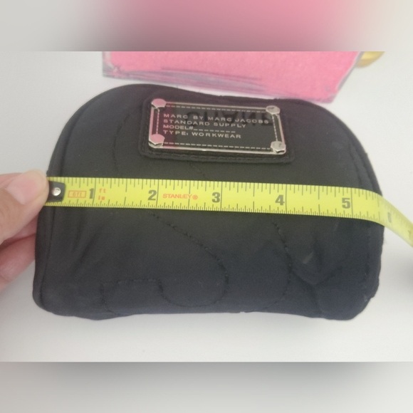 Marc By Marc Jacobs Black Cosmetic Bag - Picture 10 of 11